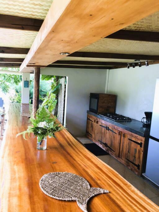 Bungalow Tiarii, Avec Acces Direct A Une Plage Privee Tevaitoa 外观 照片